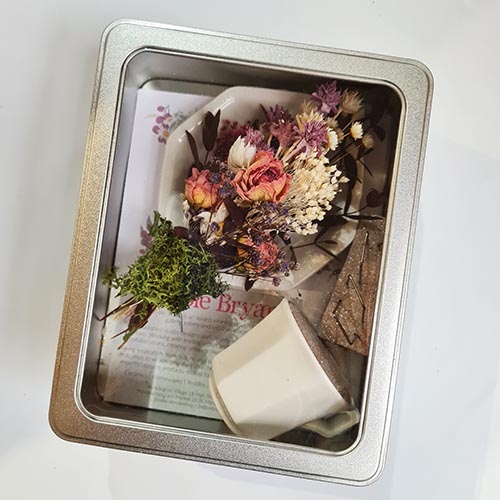 Limited Edition Teacup Floristry Craft Kit - Classic White Bouquet