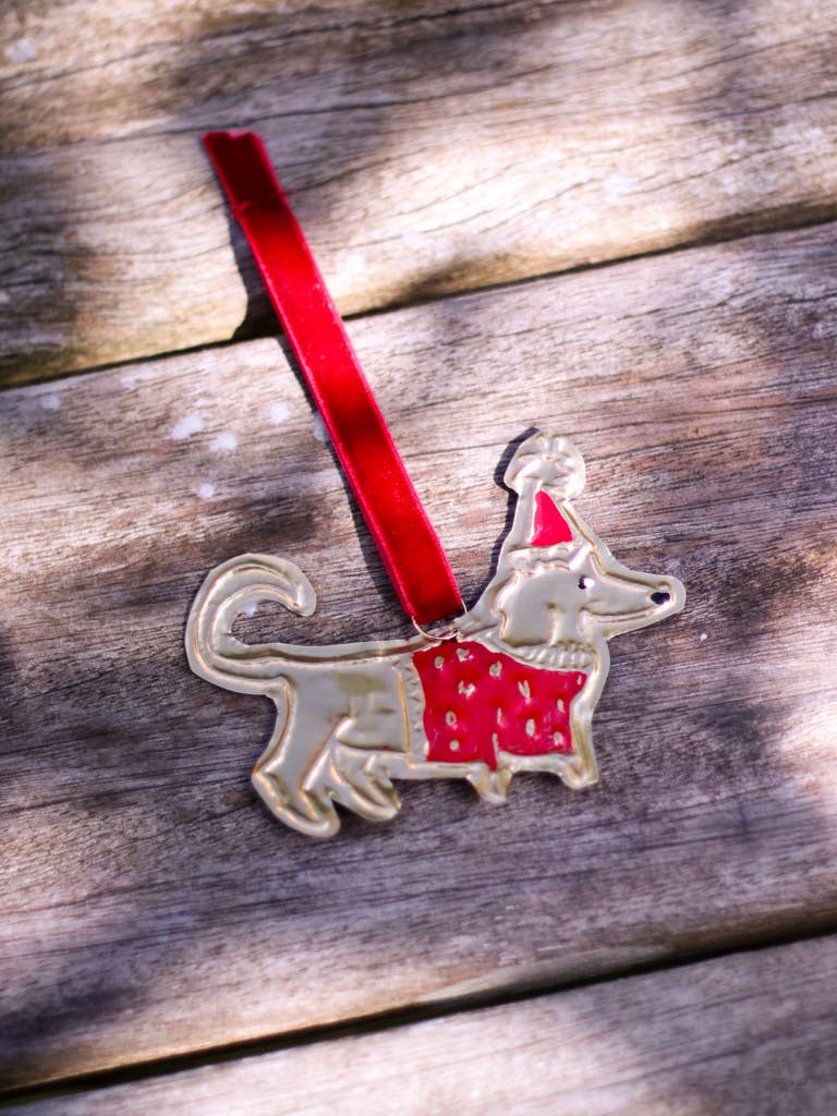Tin Embossing Dog in Jumper Ornament with Ribbon