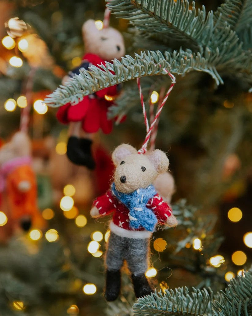 Mouse Family Decorations (Mum, Dad, Son & Daughter) – Debbie Bryan