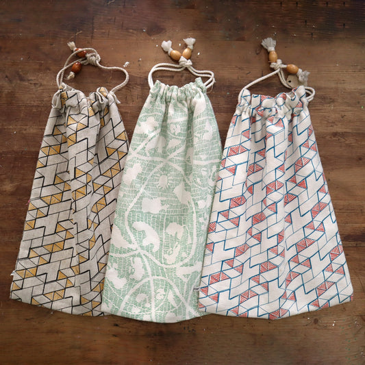 Natural Linen Drawstring Bag by Thorody